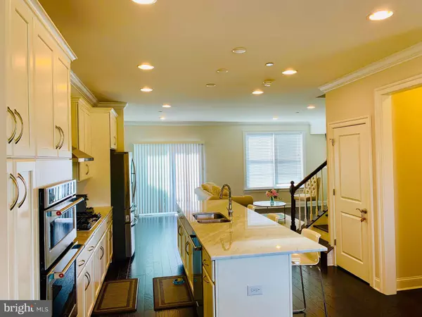 Wayne, PA 19087,102 AGNES GRACE LN #13