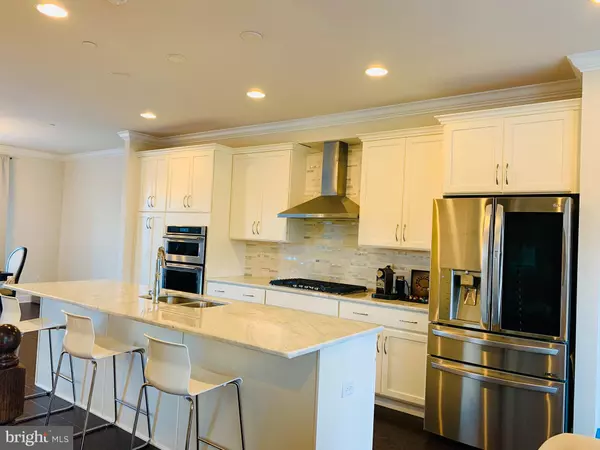 Wayne, PA 19087,102 AGNES GRACE LN #13