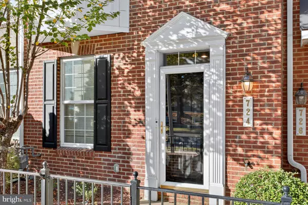 Landover, MD 20785,724 GARRETT A MORGAN BLVD