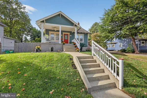 115 WOODLAND AVE, Barrington, NJ 08007