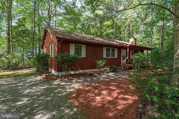 Ocean Pines, MD 21811,32 WHALER LN