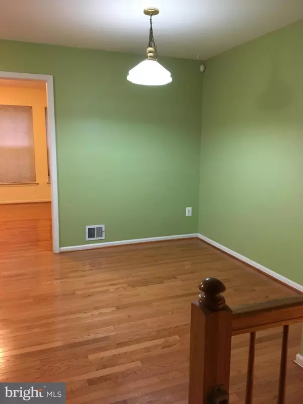 Germantown, MD 20874,18704 HARMONY WOODS LN
