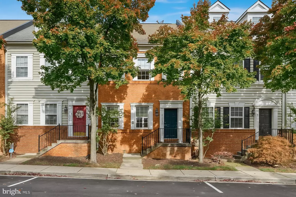 Suitland, MD 20746,5564 LANIER AVE