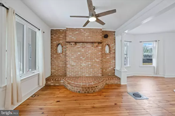 Darby, PA 19023,221 HIGHLAND AVE