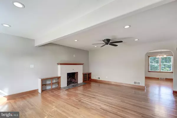 Westminster, MD 21157,304 ANITA DR