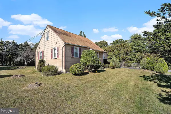 Newtown Square, PA 19073,202 BARREN RD