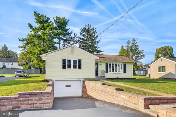 Lancaster, PA 17603,1930 MANOR RIDGE DR