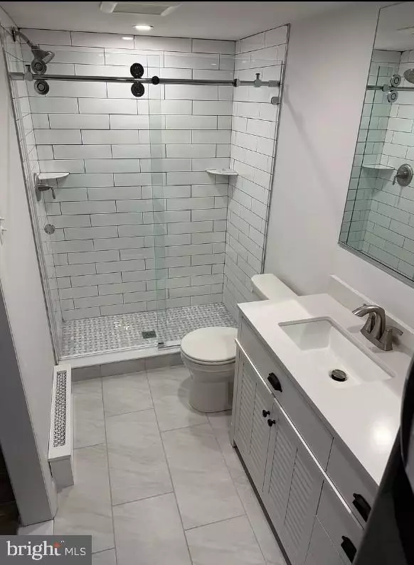 Ardmore, PA 19003,37 E MONTGOMERY AVE #2
