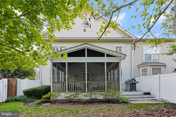 Leesburg, VA 20176,43414 WESTCHESTER SQ