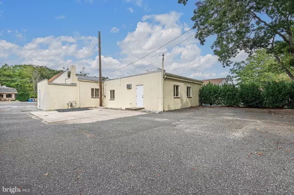 Northfield, NJ 08225,2406 NEW RD