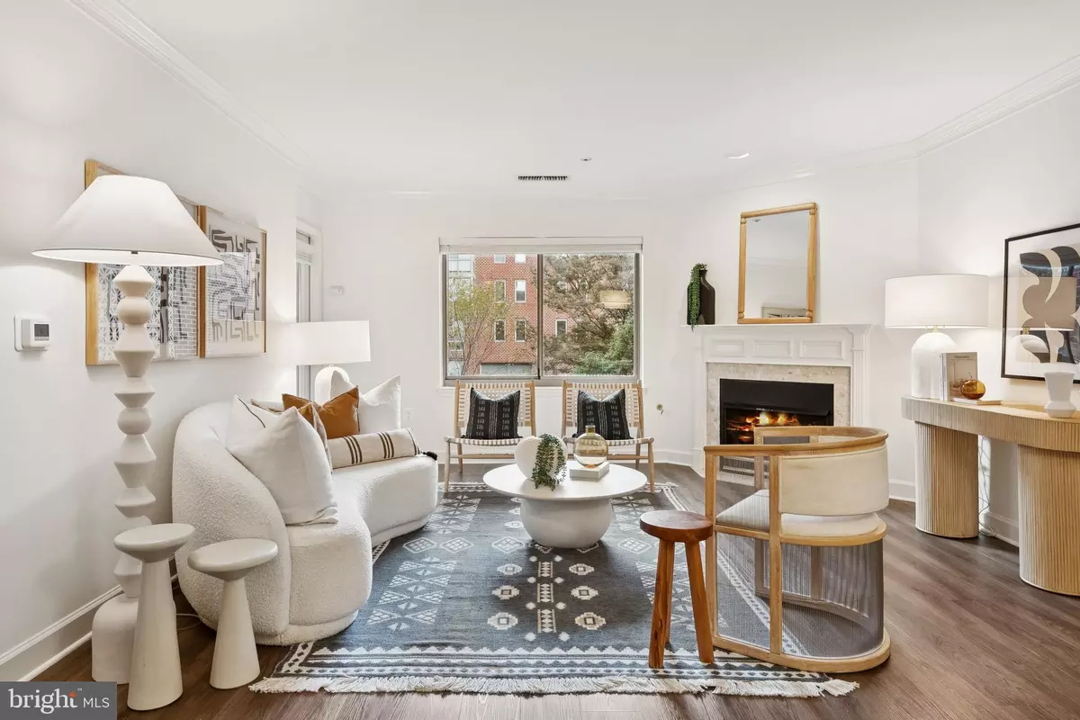 Arlington, VA 22201,1050 N STUART ST #229