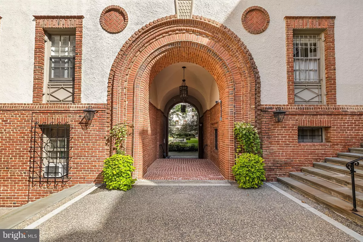 Baltimore, MD 21210,6 UPLAND RD #F1