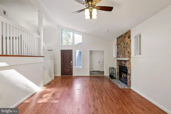 Manassas, VA 20112,8115 KING ARTHURS CT