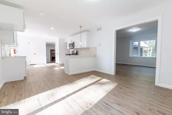 Medford, NJ 08055,9 HAWTHORNE DR