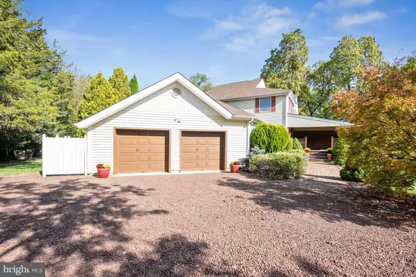 Monroe Township, NJ 08831,239 MOUNTS MILLS RD