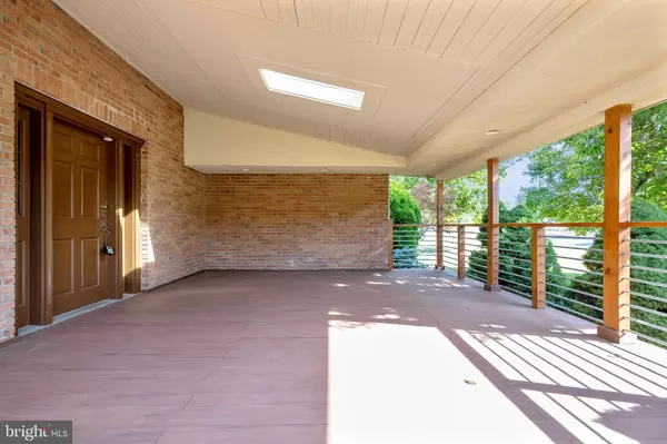 Monroe Township, NJ 08831,239 MOUNTS MILLS RD