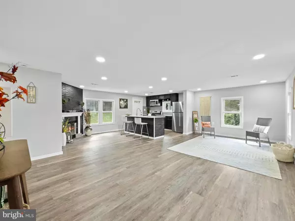 District Heights, MD 20747,3706 KEYHOLE CT