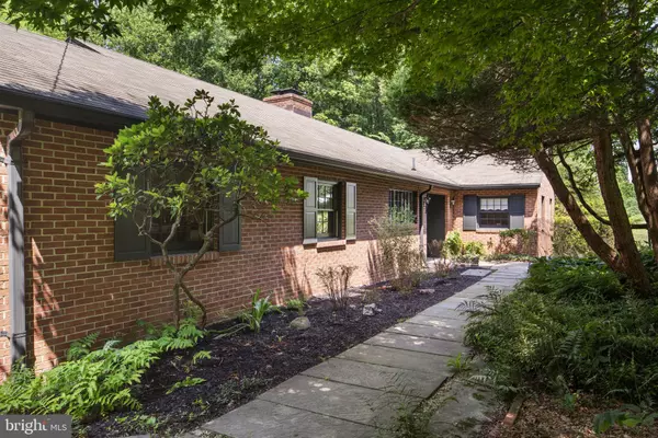 Potomac, MD 20854,11800 STONEY CREEK RD