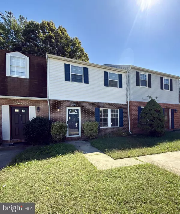 18077 OLDE PORT LN, Triangle, VA 22172