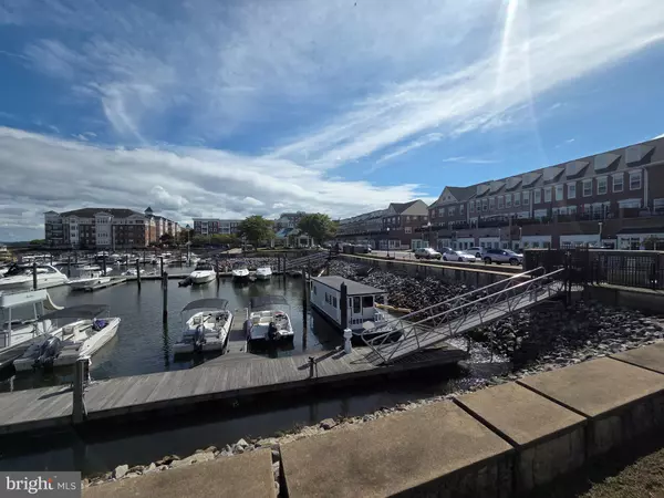 Woodbridge, VA 22191,485 HARBOR SIDE ST #407