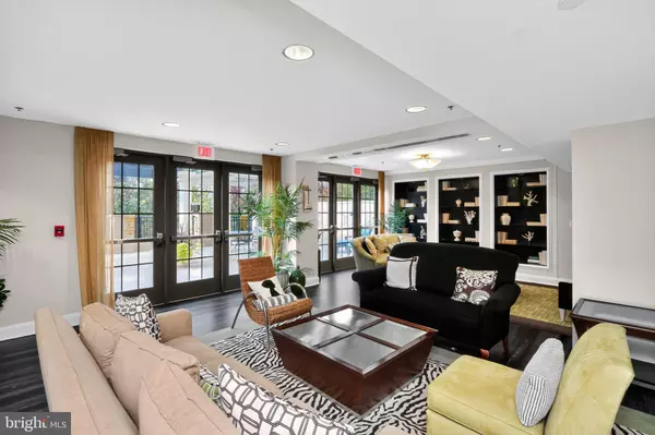 Woodbridge, VA 22191,485 HARBOR SIDE ST #407