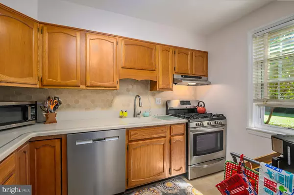 Alexandria, VA 22307,6509 POTOMAC AVE #A2