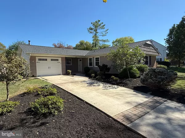 4133 POINT HOLLOW LN, Fairfax, VA 22033