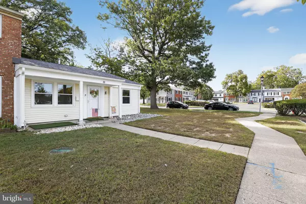 20 RUSCOMBE CT, Willingboro, NJ 08046