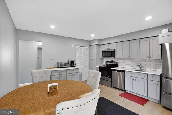 Willingboro, NJ 08046,20 RUSCOMBE CT