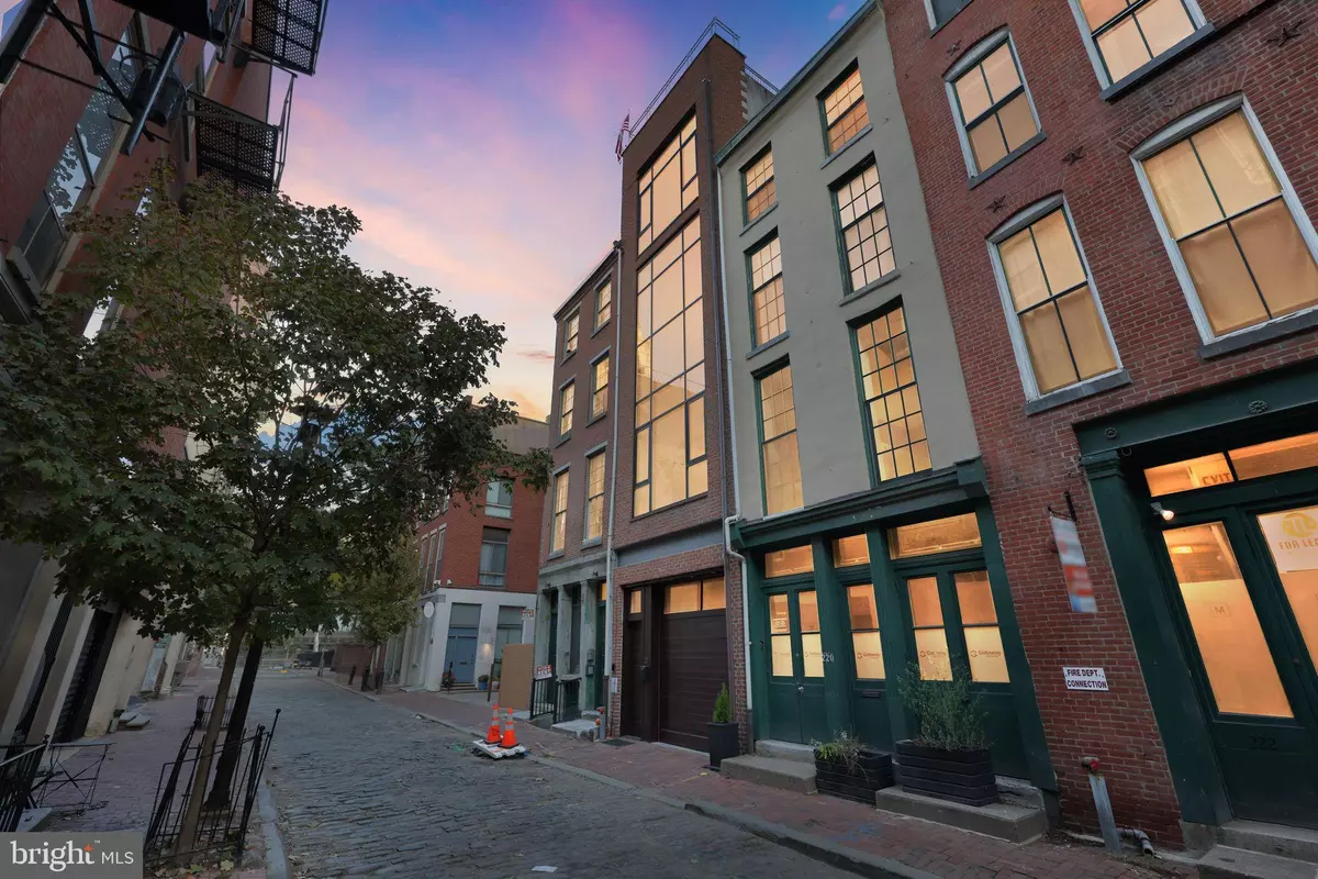 Philadelphia, PA 19106,218 CHURCH ST