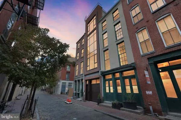 218 CHURCH ST, Philadelphia, PA 19106