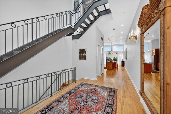 Philadelphia, PA 19106,218 CHURCH ST