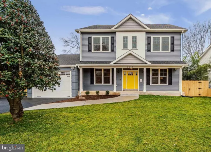 6938 WESTON RD, Falls Church, VA 22042
