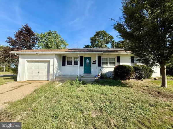279 LINCOLN AVE, Paulsboro, NJ 08066