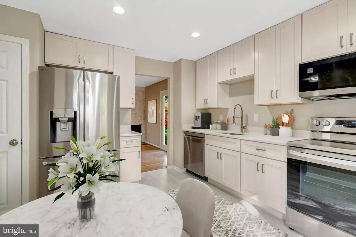 Burke, VA 22015,6108 POND LILY CT