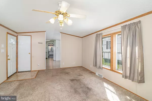 Carlisle, PA 17015,18 REDWOOD LN
