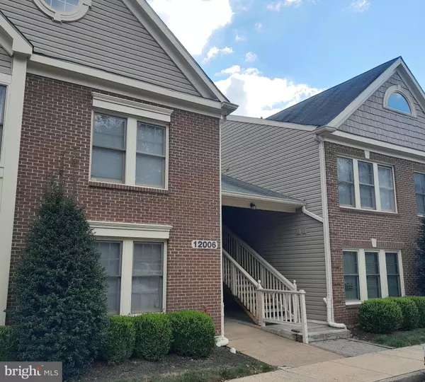 12006 RIDGE KNOLL DR #508B, Fairfax, VA 22033