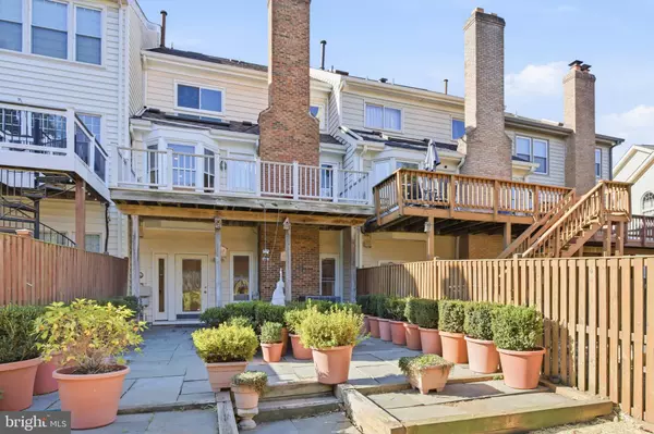 Centreville, VA 20120,14524 SMITHWOOD DR