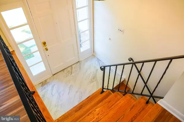 Laurel, MD 20707,7019 REDMILES RD