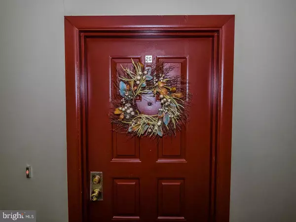 Silver Spring, MD 20906,15311 BEAVERBROOK CT #90-2G