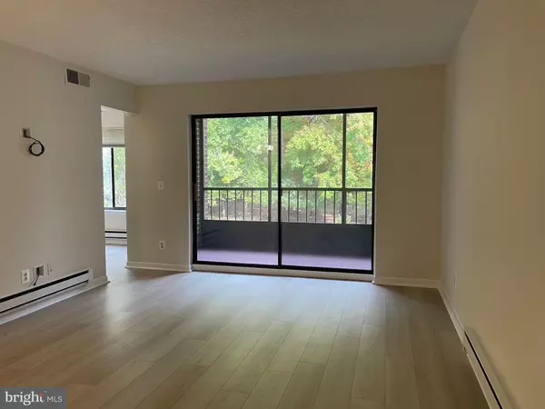 Silver Spring, MD 20906,15311 BEAVERBROOK CT #90-2G