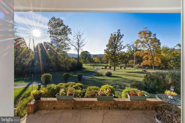 Luray, VA 22835,480 MONT VIEW LN