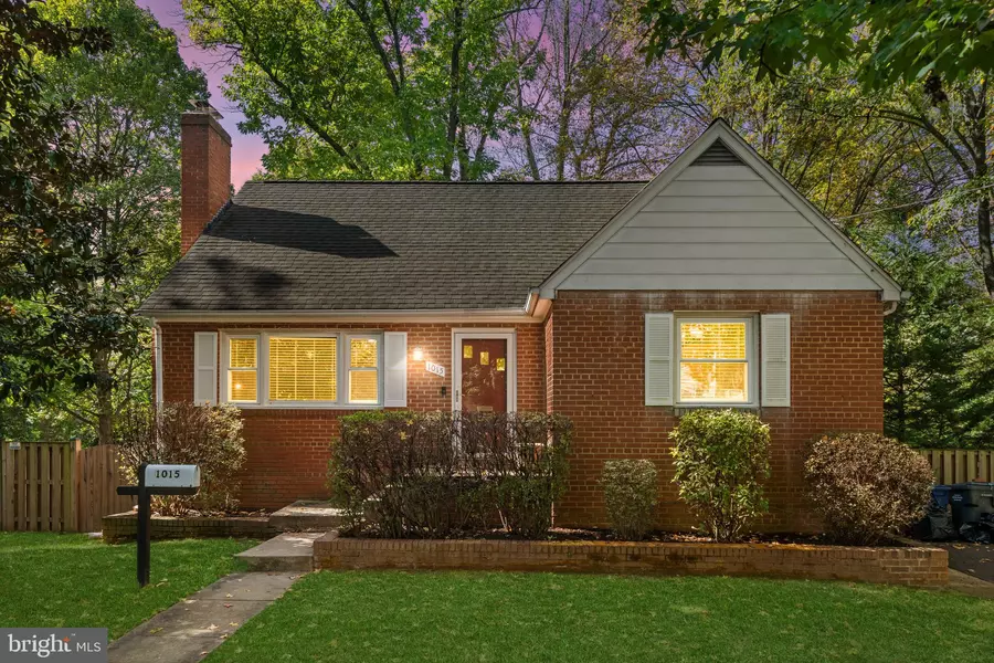 1015 KENNEDY ST, Falls Church, VA 22046