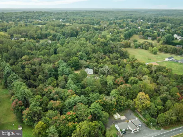 Warrenton, VA 20187,5601 LEE HWY