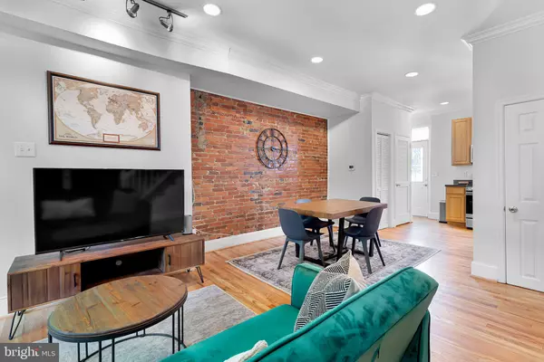 Washington, DC 20002,1037 5TH ST NE