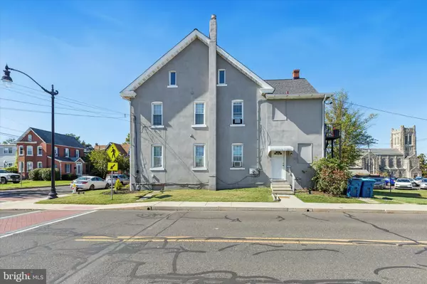 Lansdale, PA 19446,403 DERSTINE AVE