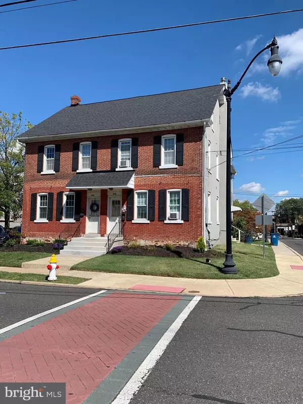 403 DERSTINE AVE, Lansdale, PA 19446