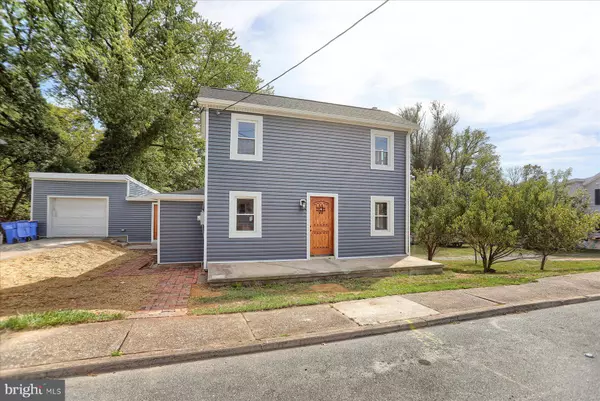 832 HIGHLAND ST, Harrisburg, PA 17113