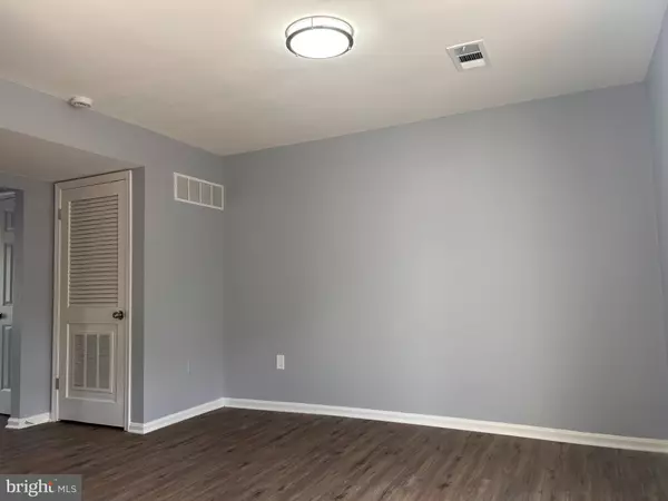 Manassas, VA 20111,8603 NEWTON PL