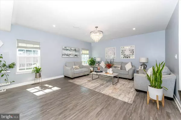 Falling Waters, WV 25419,76 VANCOUVER PL